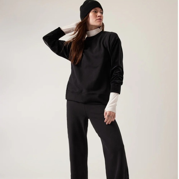 Athleta Retroplush Black Velvet Side Snap Pullover Fleece Crewneck Sweatshirt - Picture 4 of 9